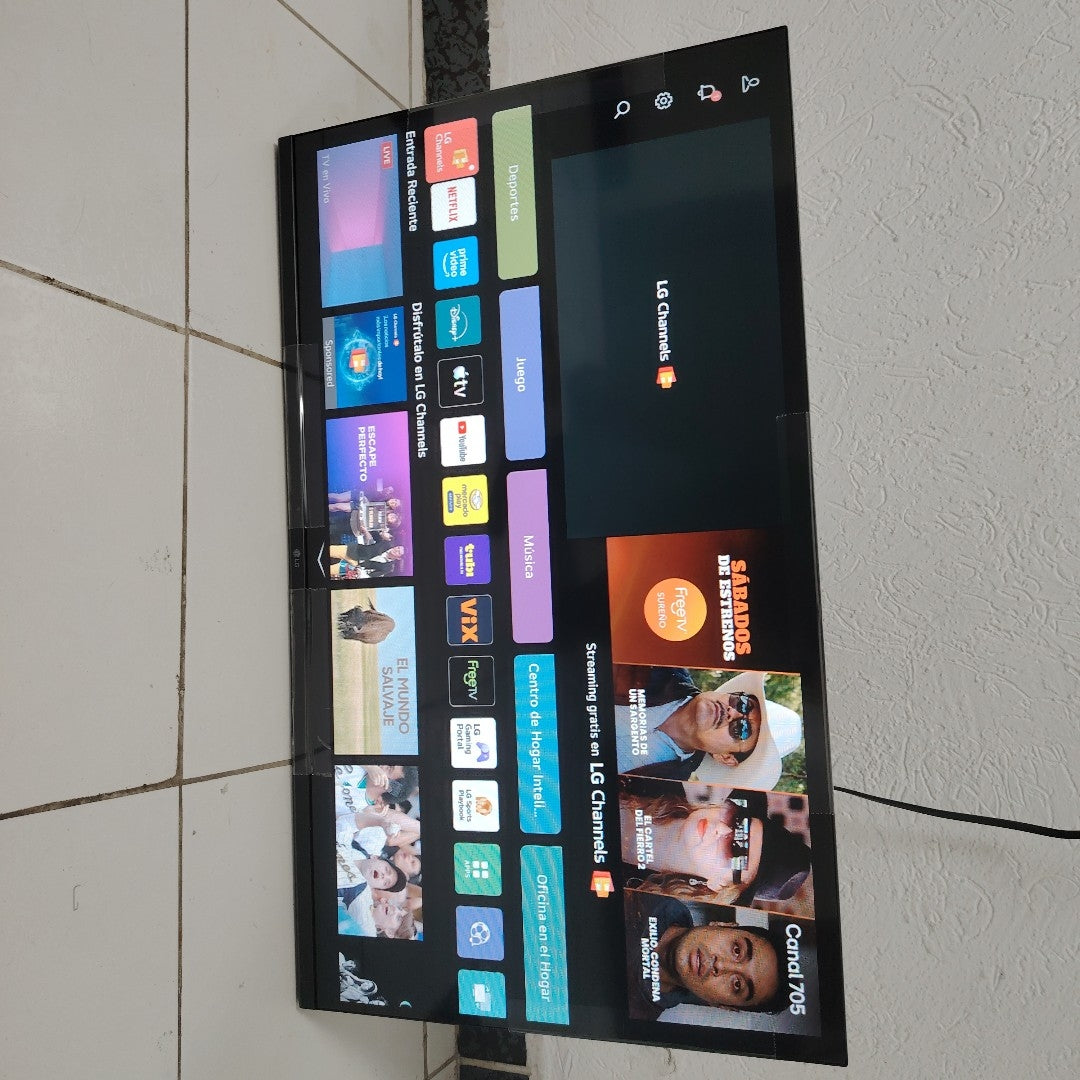 PANTALLA LG 32LR600BPSC (2025) 32" LED HD (SEMINUEVO)
