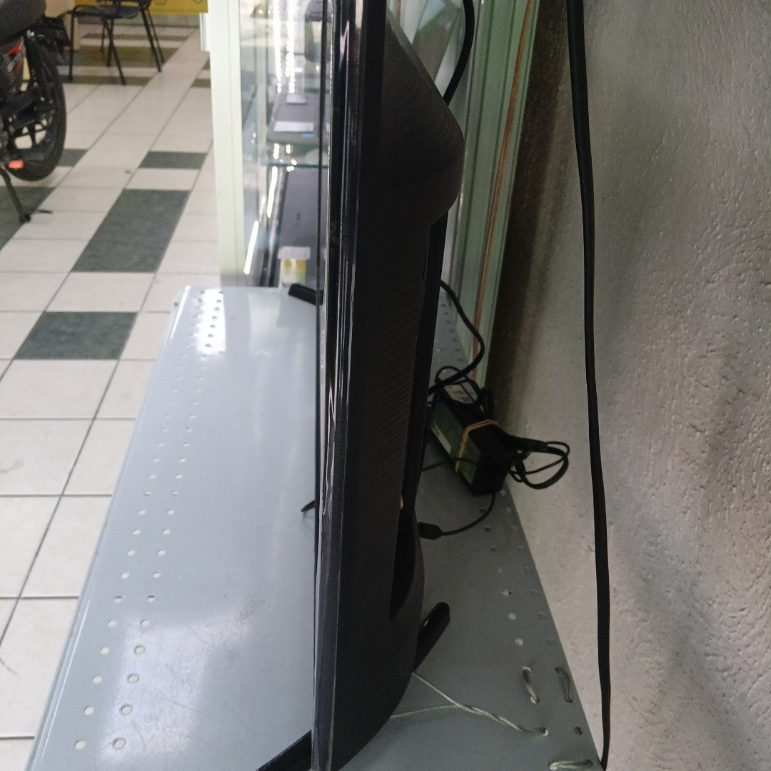 PANTALLA SAMSUNG BE32T-B (2025) 32" LED HD (SEMINUEVO)