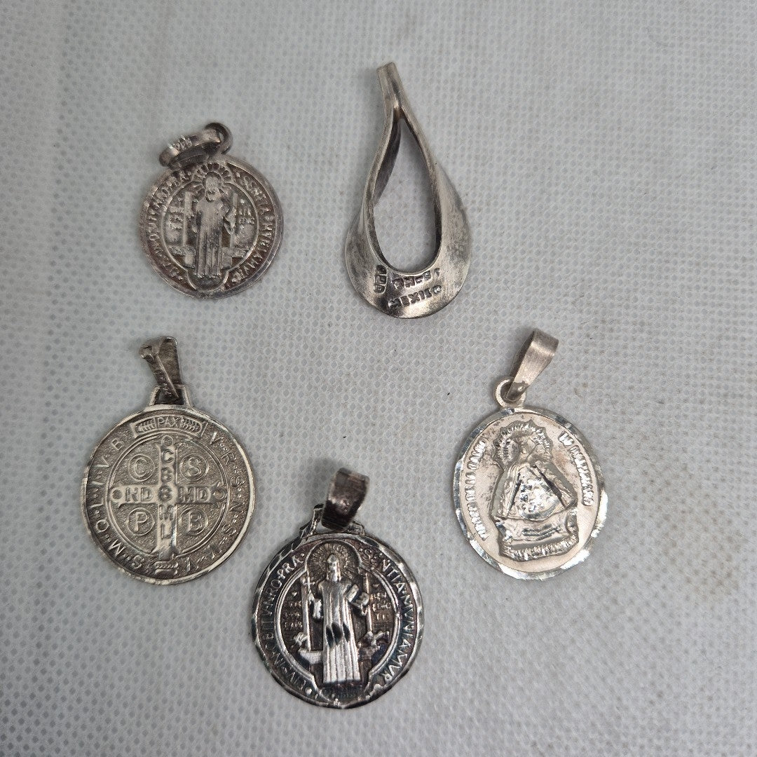 DIJE, MEDALLA RELIGIOSA PLATA 62.6 GRMS (SEMINUEVO)