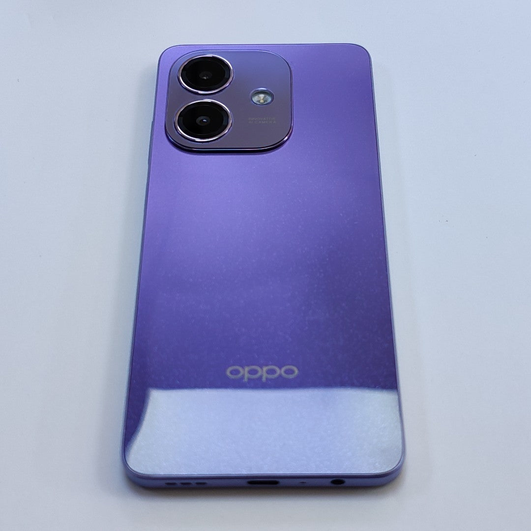 CELULAR OPPO A40 CPH2669 (2024) 256 GB 4 GB RAM (SEMINUEVO)