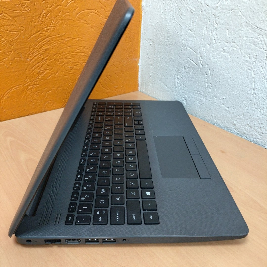 LAPTOP OTRAS MARCAS OTROS MODELOS 4GB A 7.9GB RAM, 16GB A 320GB DD MEMORIA RAM 4GB A 7.9GB DISCO DURO 16GB A 320GB (SEMINUEVO)
