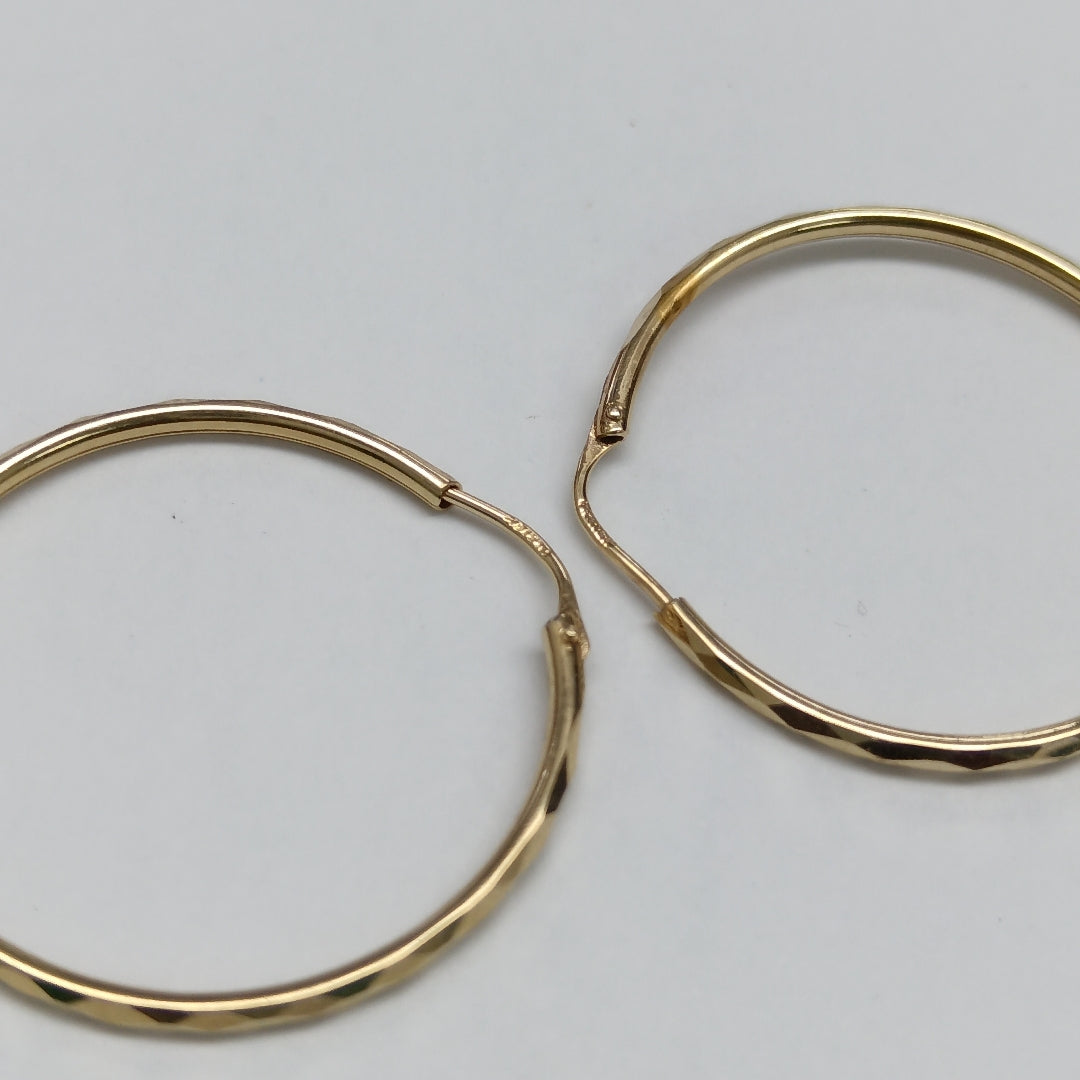 ARRACADAS PAR ORO 14 K 1.6 GRMS (SEMINUEVO)