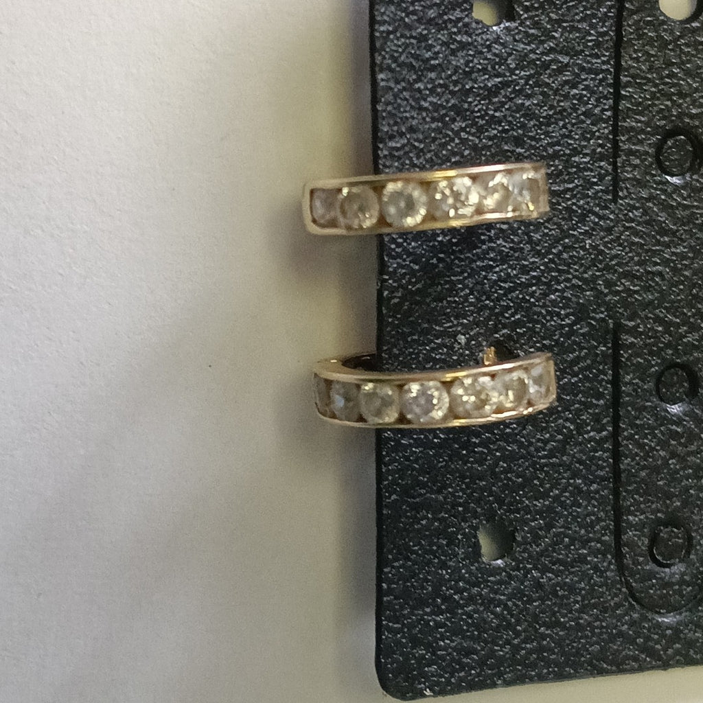 ARRACADAS PAR ORO 10 K 1 GRMS (SEMINUEVO)