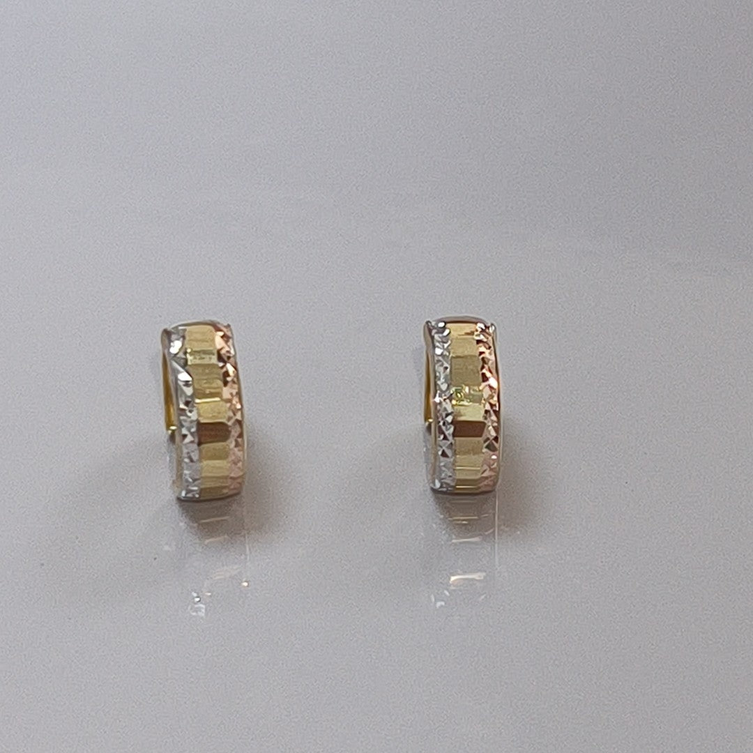 ARRACADAS PAR ORO 14 K 1.2 GRMS (SEMINUEVO)
