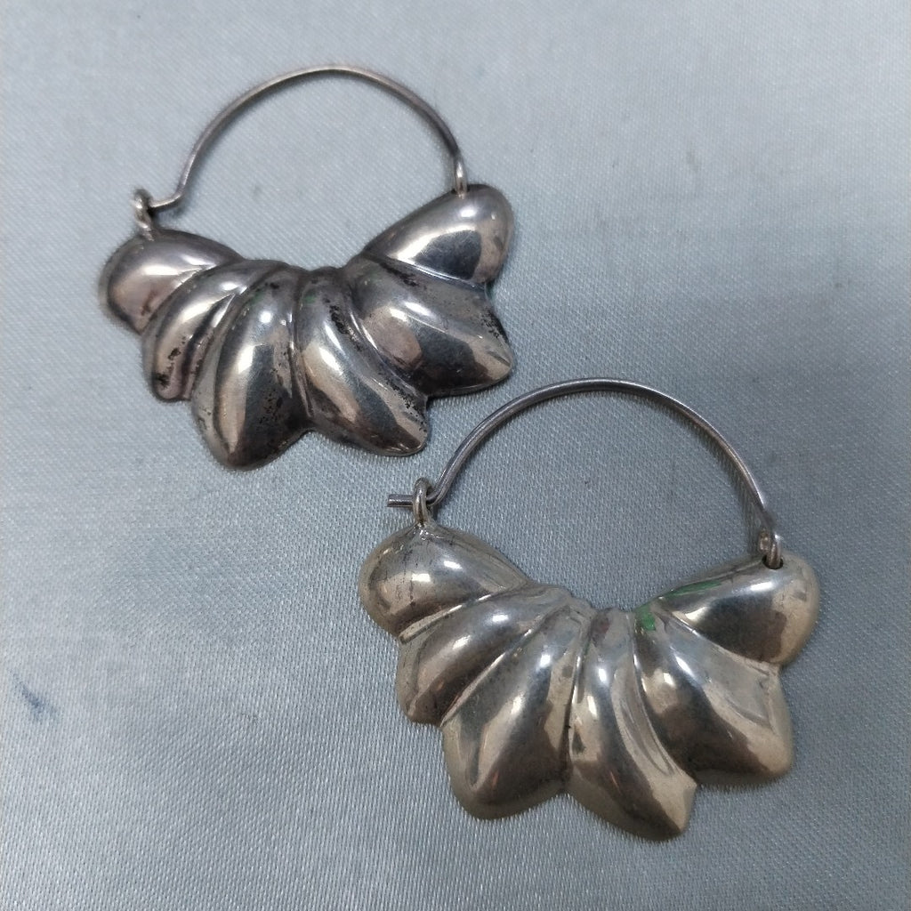ARETES PAR PLATA 9,00 GRMS (SEMINUEVO)