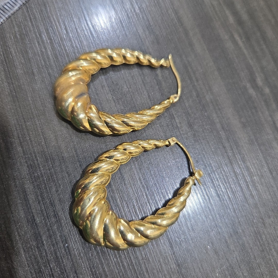 ARRACADAS PAR ORO 14 K 4 GRMS (SEMINUEVO)