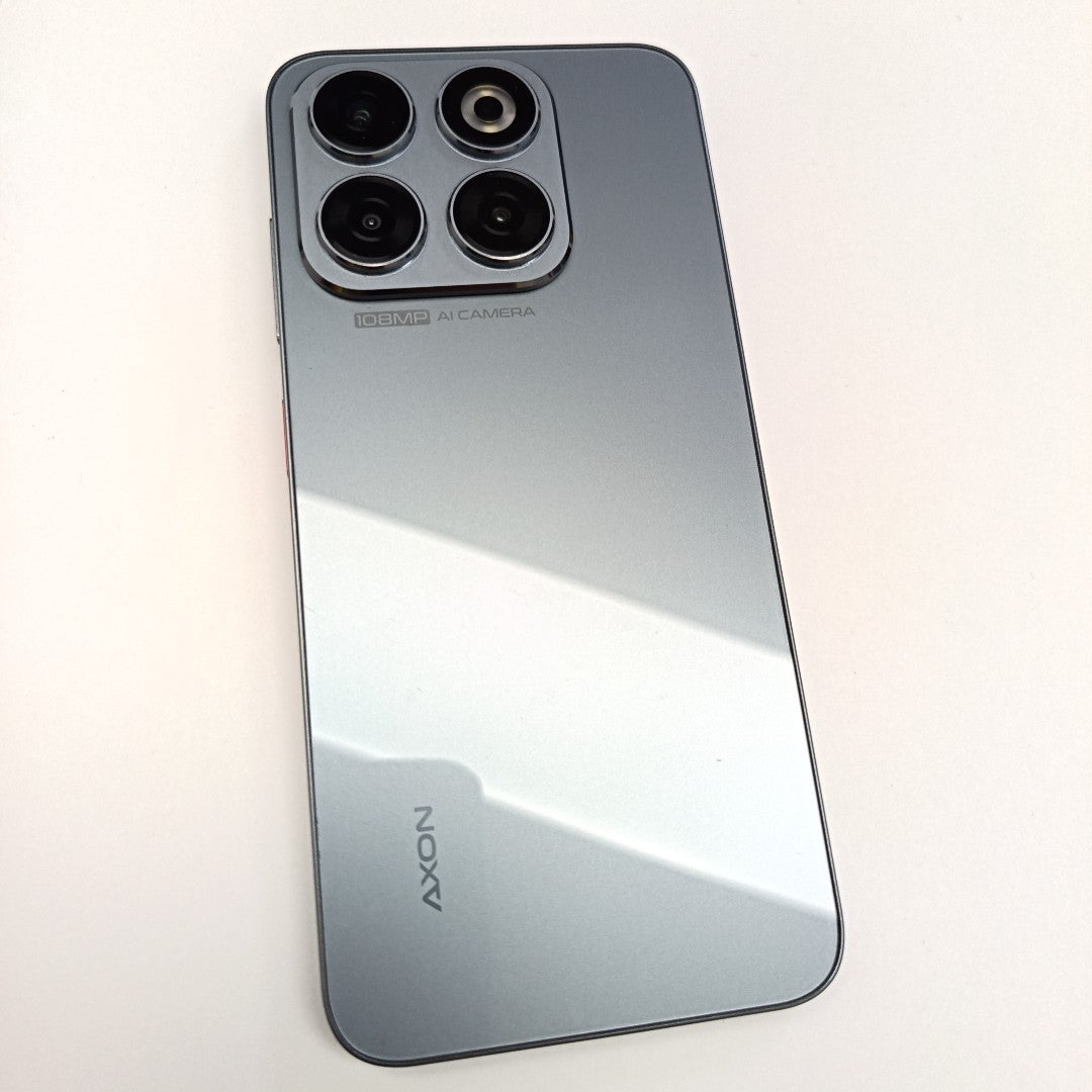 CELULAR ZTE AXON 70 Z2459 256 GB 6 GB RAM (SEMINUEVO)