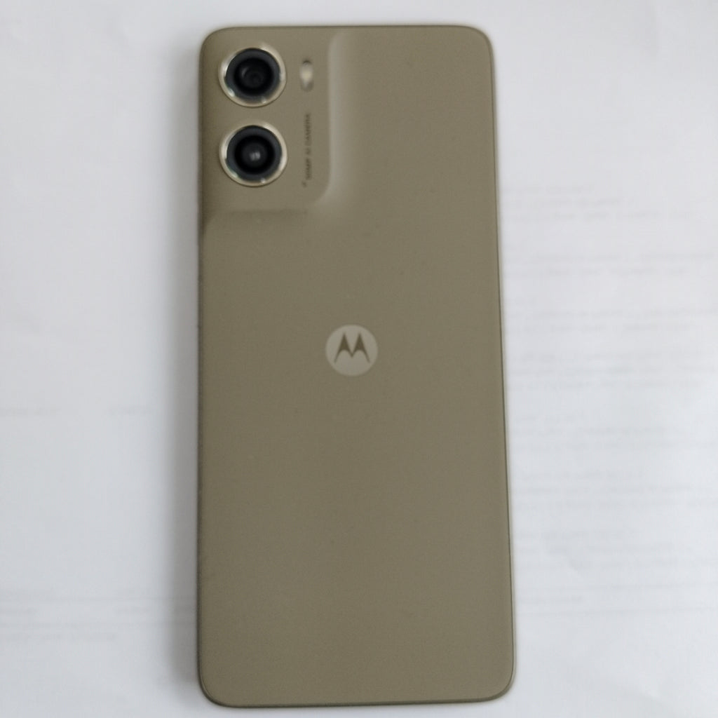 CELULAR MOTOROLA MOTO G06 XT2535-2 (2025) 128 GB 4 GB RAM (SEMINUEVO)