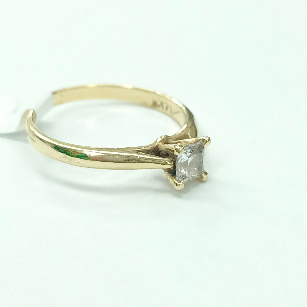 ANILLITO ORO 14 K 1.9 GRMS (SEMINUEVO)