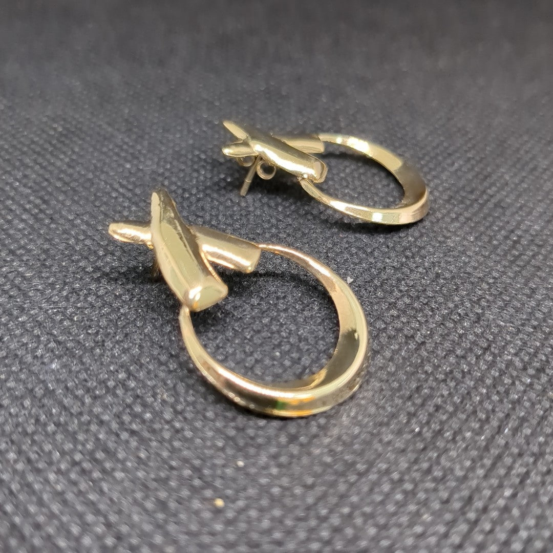 ARETES PAR ORO 10 K 2.7 GRMS (SEMINUEVO)