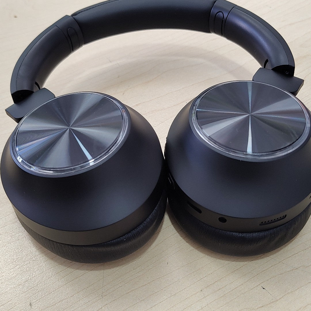 AUDIFONOS OTRAS MARCAS OTROS MODELOS INALAMBRICO OVER EAR (SEMINUEVO)