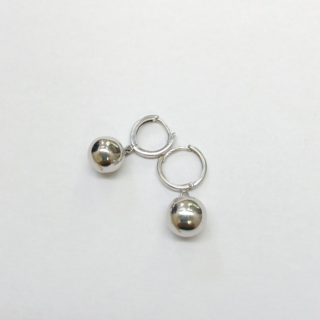 ARETES PAR ORO 14 K 2.8 GRMS (SEMINUEVO)