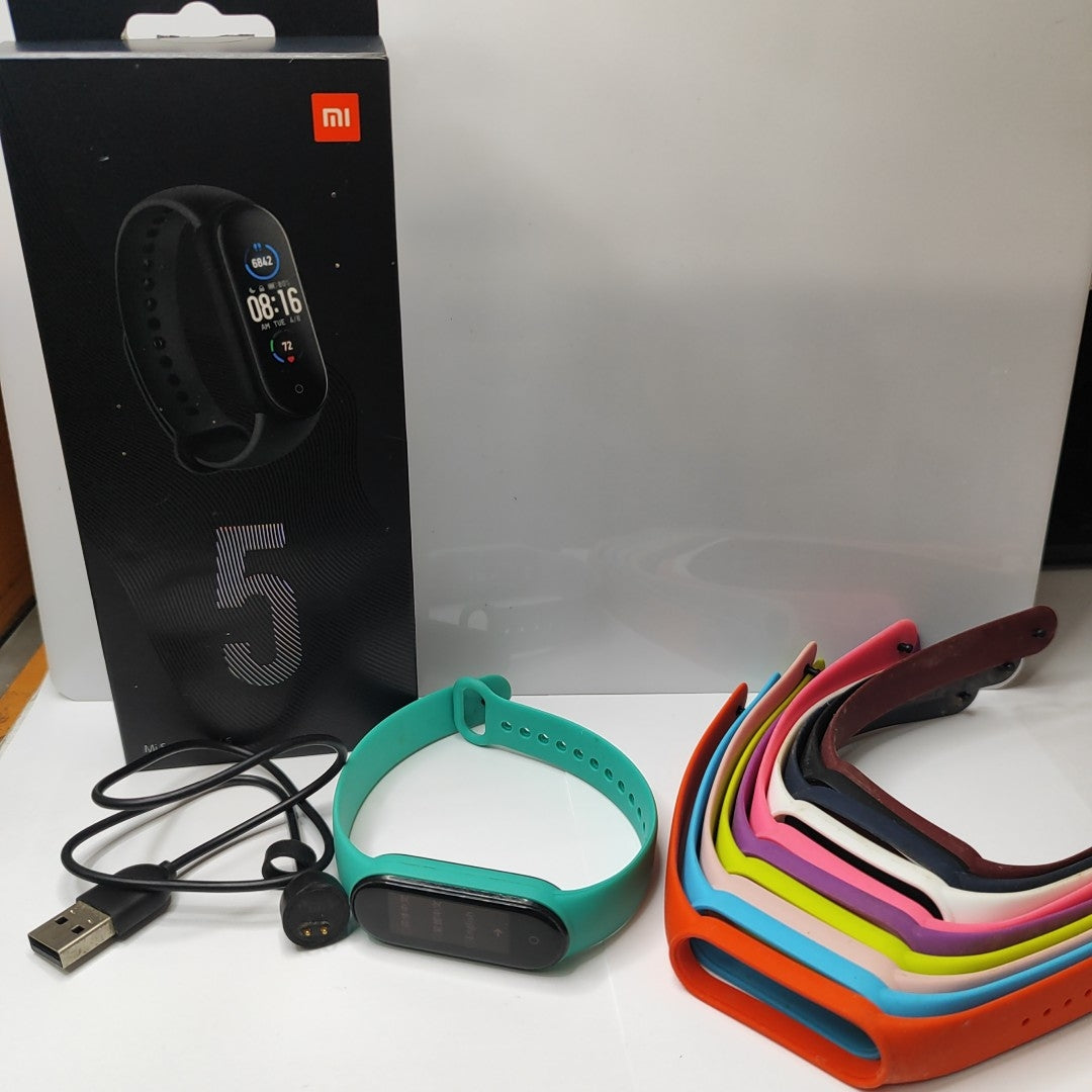SMARTWATCH XIAOMI MI SMART BAND 5 XMSH10HM FITBAND BLUETOOTH (SEMINUEVO)