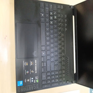 LAPTOP ASUS TUF GAMING F16 FX607VJ-RL023W (2025) 1 TB SSD 16 GB RAM (SEMINUEVO)