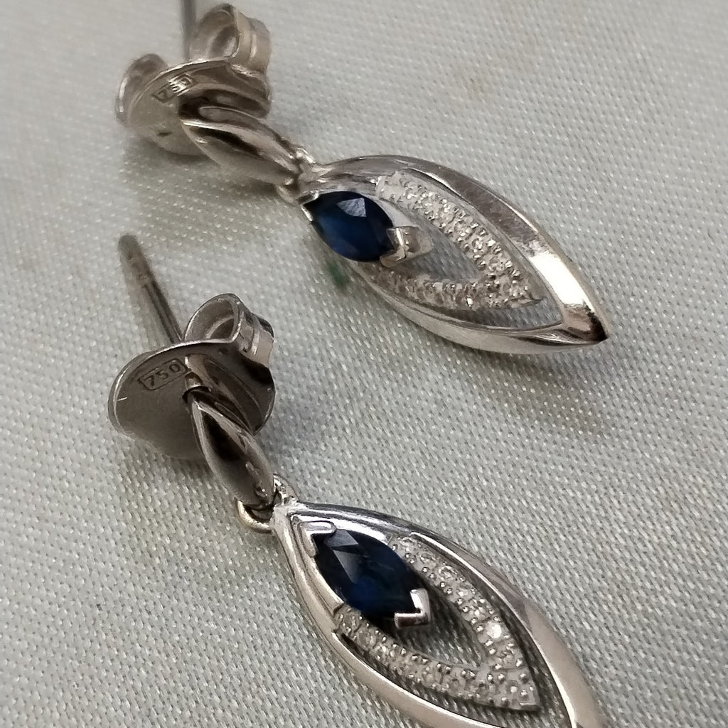 ARETES PAR ORO 18 K 2.8 GRMS (SEMINUEVO)