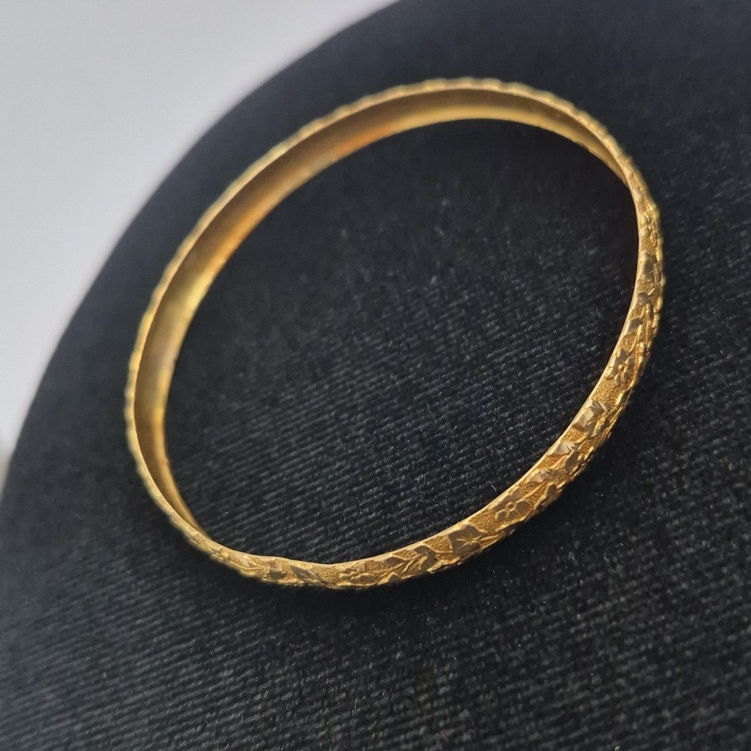PULSERA RIGIDA ORO 18 K 7.6 GRMS (SEMINUEVO)