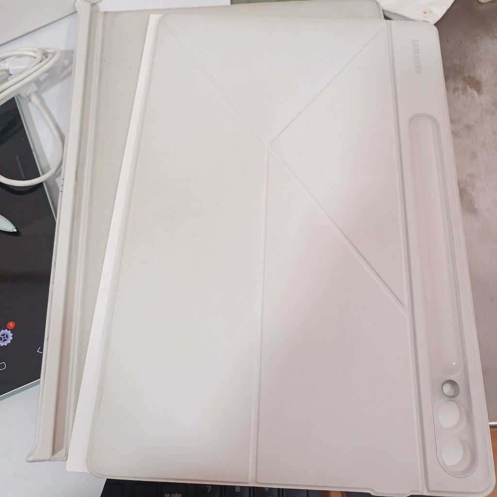TABLETA SAMSUNG GALAXY TAB S9 FE+ SM-X610 (2023) 128 GB 8 GB RAM (SEMINUEVO)