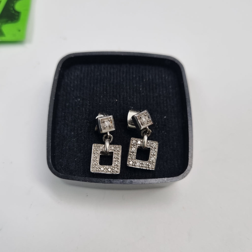 BROQUELES PAR ORO BLANCO 14 K 3.5 GRMS (SEMINUEVO)