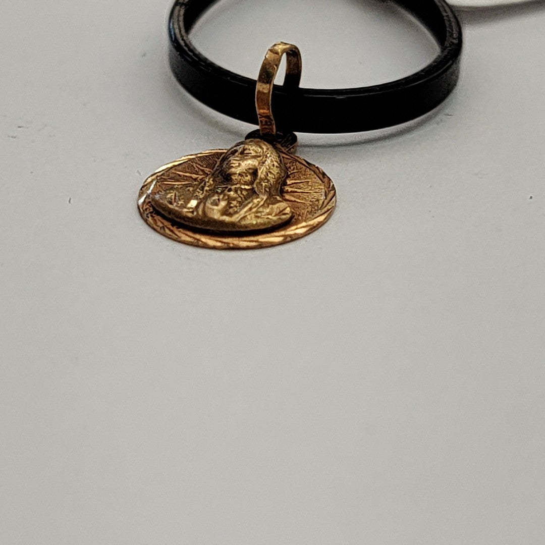 MEDALLA RELIGIOSA ORO 14 K 0.6 GRMS (SEMINUEVO)