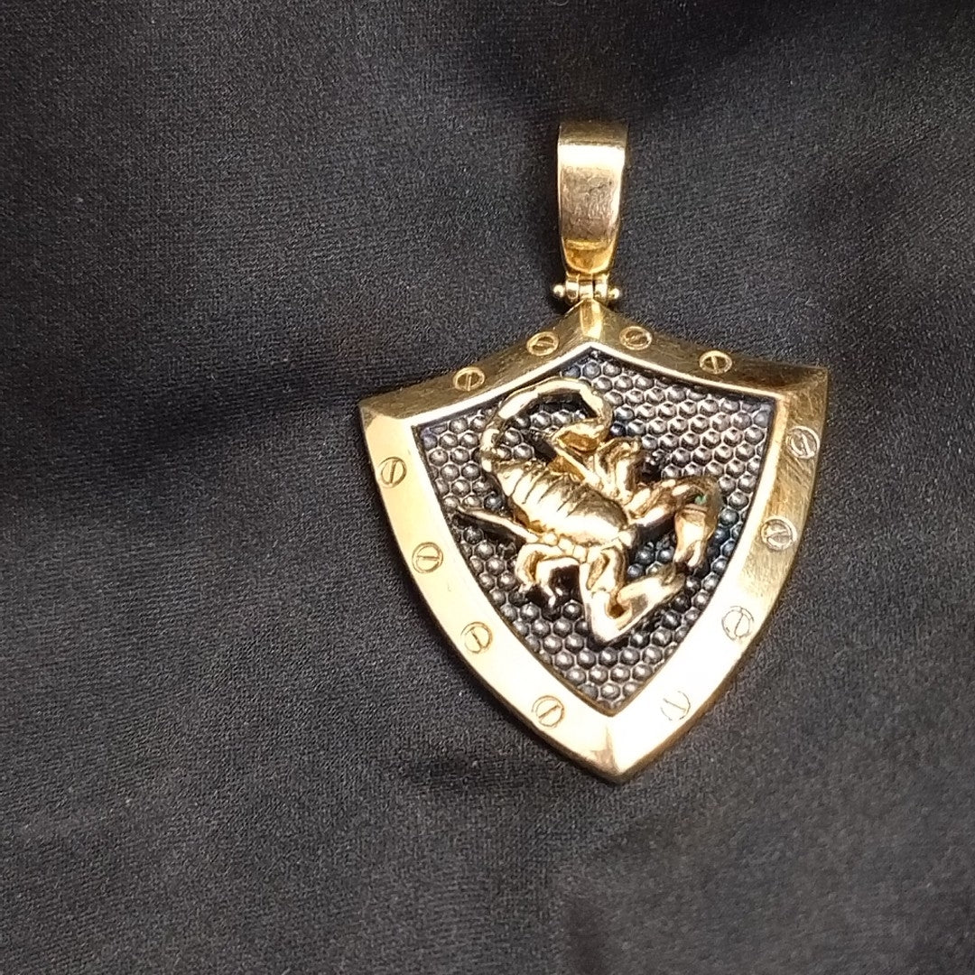 DIJE ORO 14 K 9,30 GRMS (SEMINUEVO)