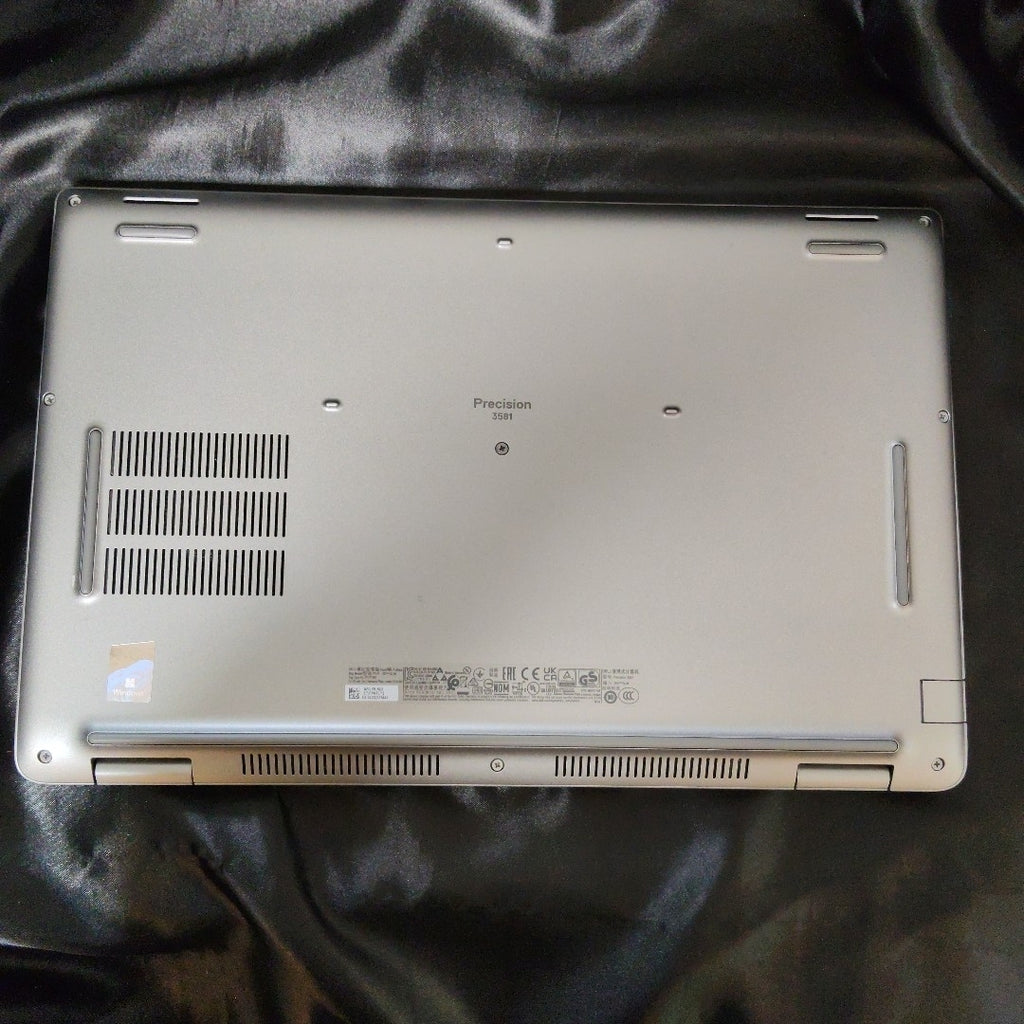 LAPTOP DELL PRECISION 3581 (2023) 1 TB SSD 16 GB RAM (SEMINUEVO)