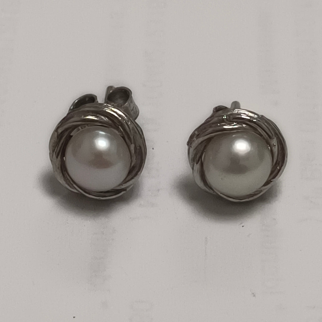 ARETES PAR ORO 14 K 2.5 GRMS (SEMINUEVO)