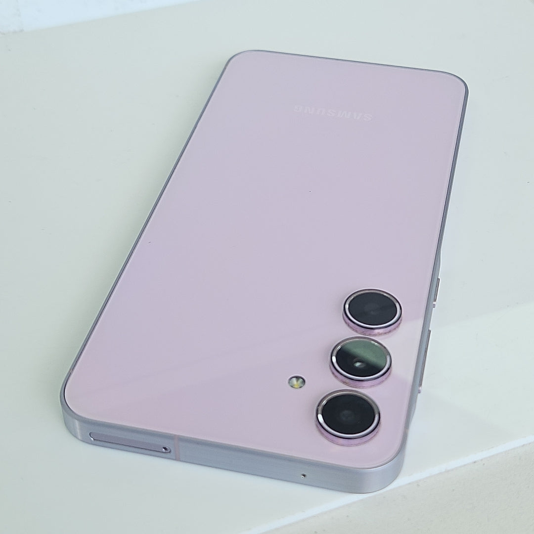 CELULAR SAMSUNG GALAXY A55 5G SM-A556E (2024) 256 GB 8 GB RAM (SEMINUEVO)