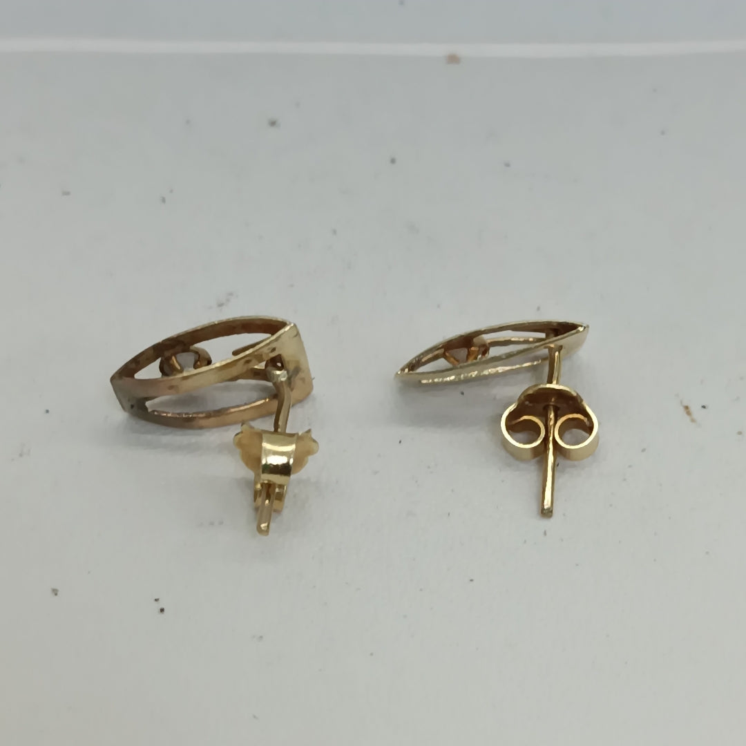 ARETES PAR ORO 10 K 1.2 GRMS (SEMINUEVO)