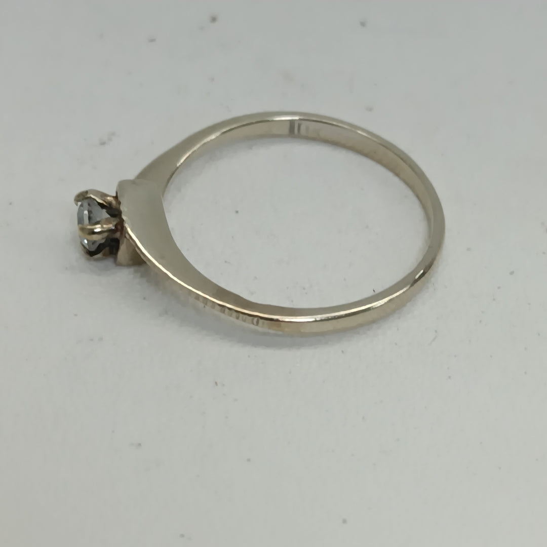 ANILLO ORO 10 K 1.4 GRMS (SEMINUEVO)