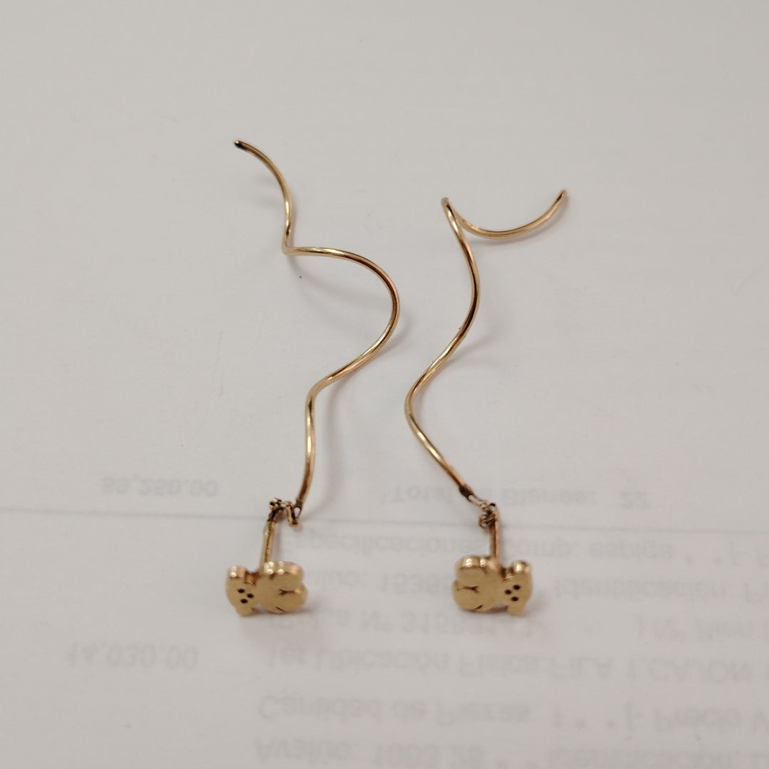 VIOLADORES PAR ORO 14 K 2.3 GRMS (SEMINUEVO)