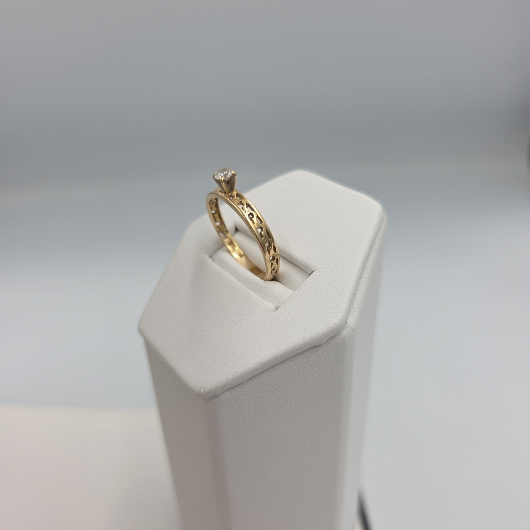 SOLITARIO ORO 14 K 1.4 GRMS (SEMINUEVO)