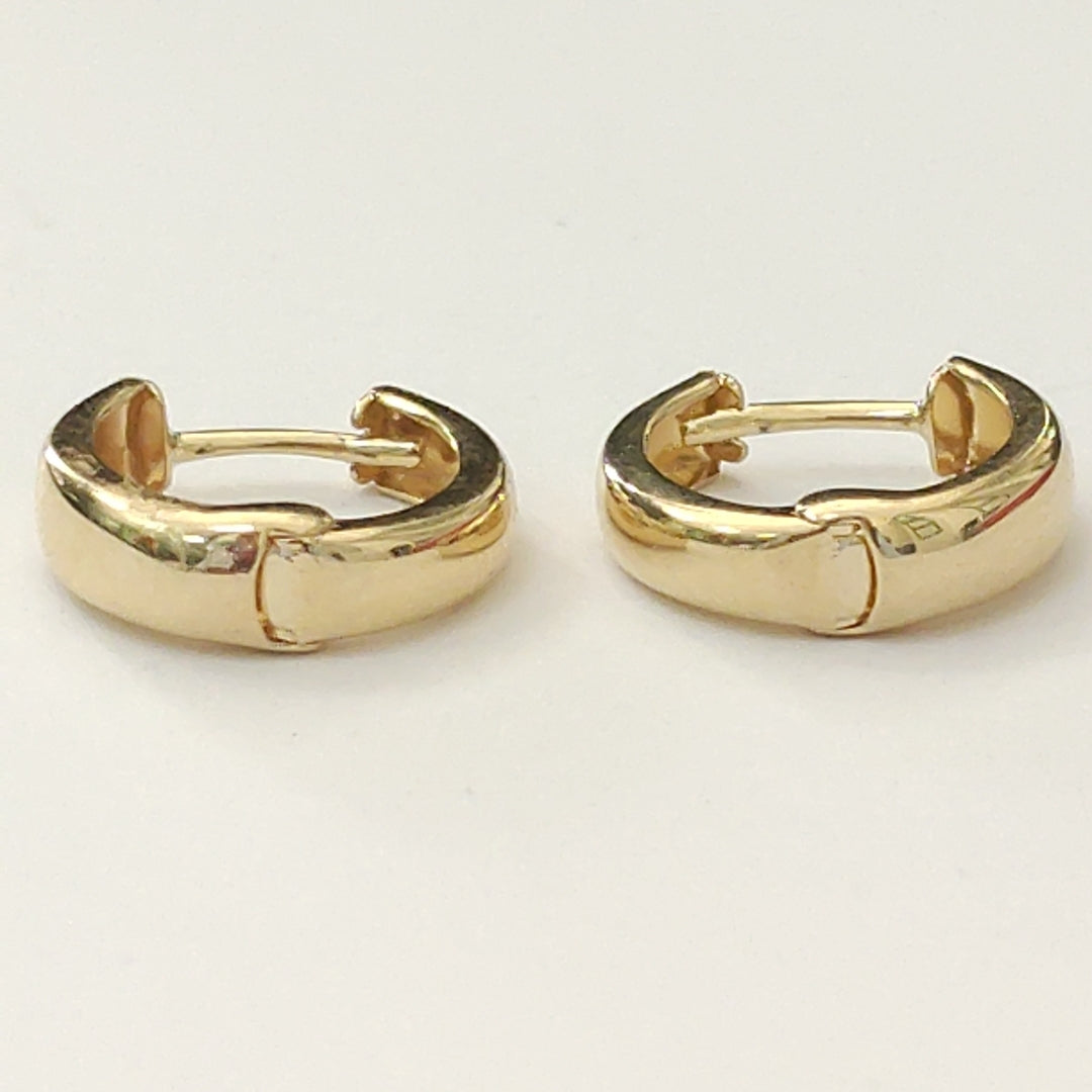 HUGGIES ORO 14K 1.1 (NUEVO)