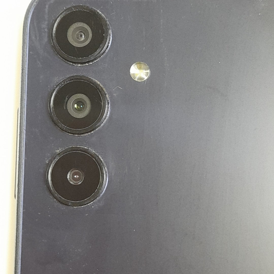 CELULAR SAMSUNG GALAXY A15 5G SM-A156U (2023) 64 GB 4 GB RAM (SEMINUEVO)