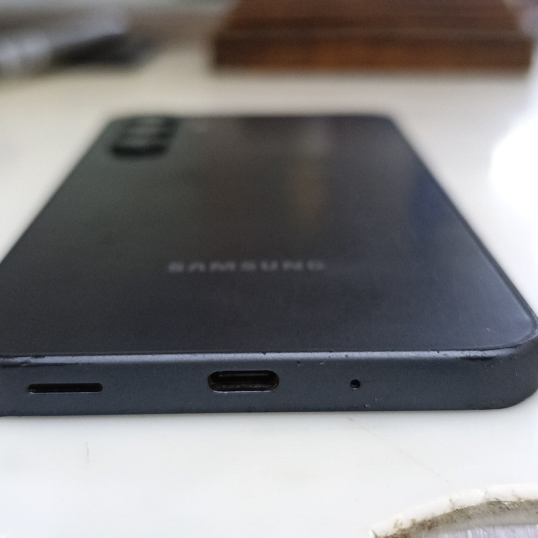 CELULAR SAMSUNG GALAXY A16 SM-A165M (2024) 128 GB 4 GB RAM (SEMINUEVO)