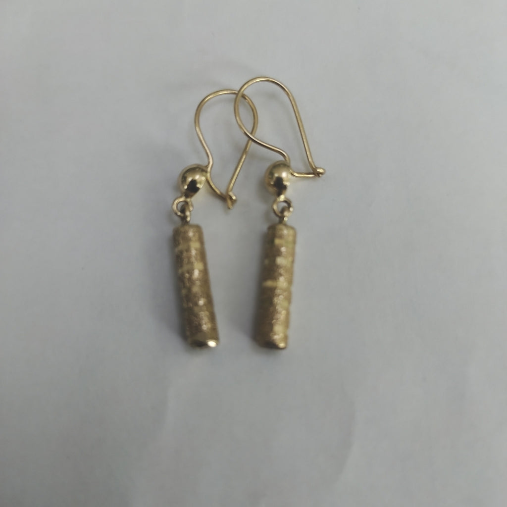 ARETES PAR ORO 14 K 2.6 GRMS (SEMINUEVO)