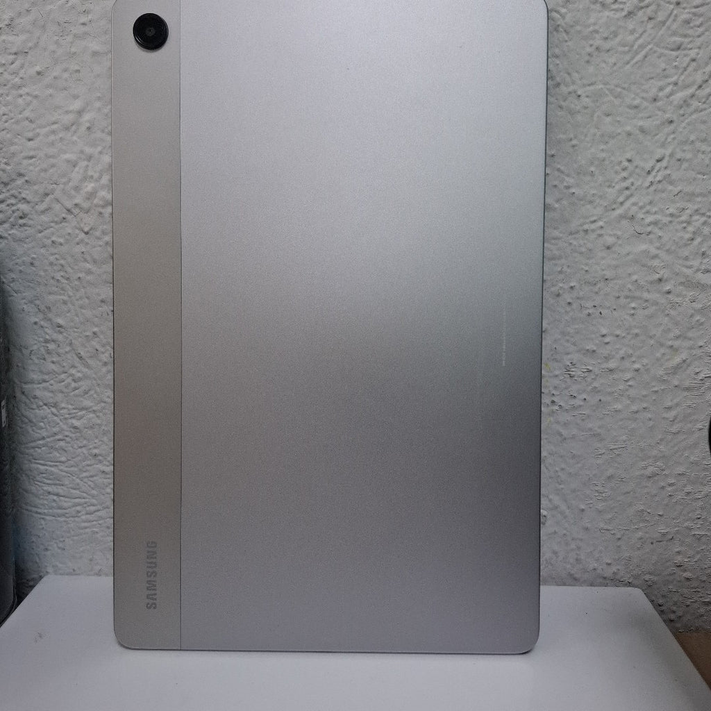 TABLETA SAMSUNG GALAXY TAB A9+ SM-X210 (2023) 128 GB 8 GB RAM (SEMINUEVO)