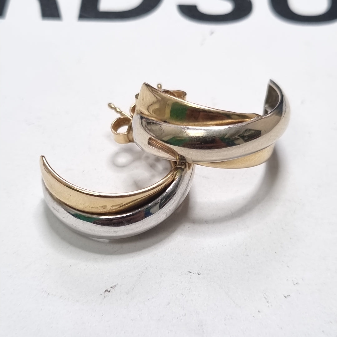 ARETES PAR ORO COMBINADO 14 K 4.6 GRMS (SEMINUEVO)