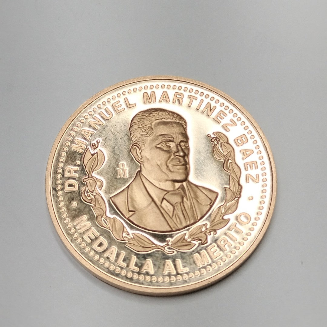MEDALLA CONMEMORATIVA ORO 21 K 15.5 GRMS (SEMINUEVO)