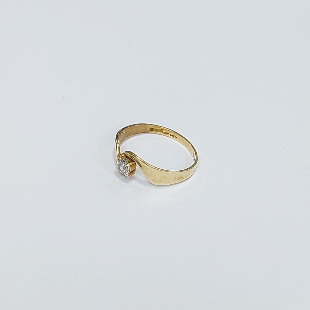 SOLITARIO ORO 14 K 1,70 GRMS (SEMINUEVO)