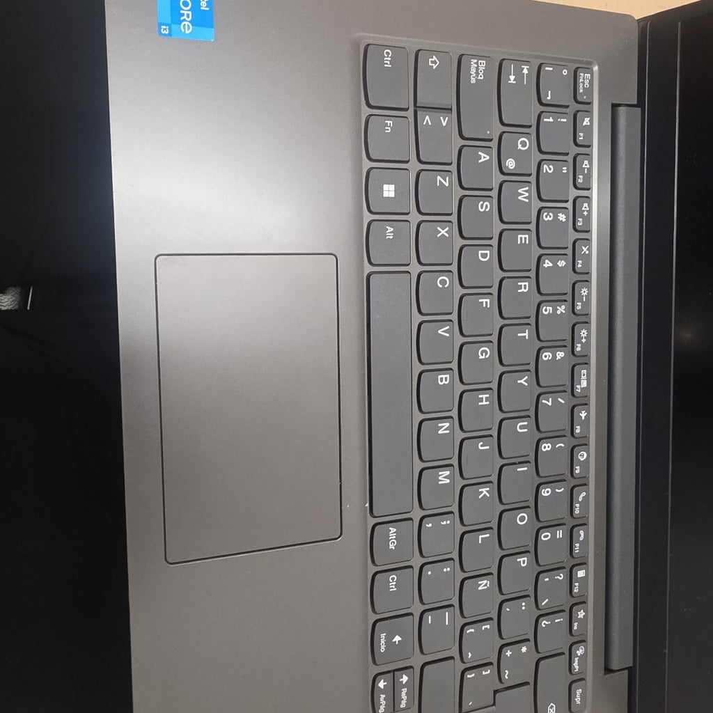 LAPTOP LENOVO V14 G4 IRU (2025) 256 GB SSD 16 GB RAM