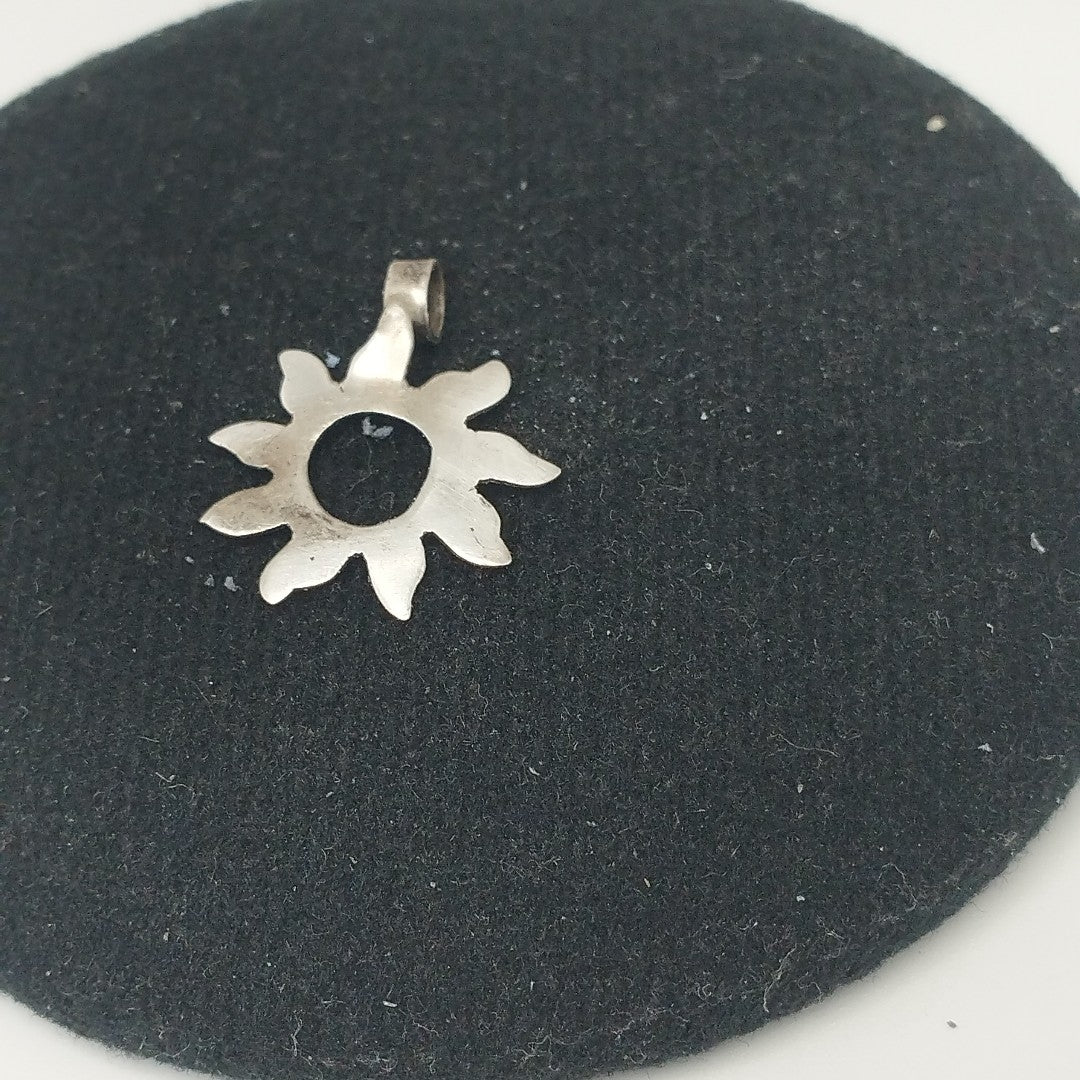 DIJE PLATA 0,70 GRMS (SEMINUEVO)