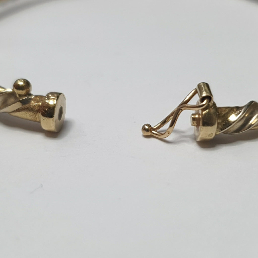 PULSERA RIGIDA ORO 14 K 7,80 GRMS (SEMINUEVO)