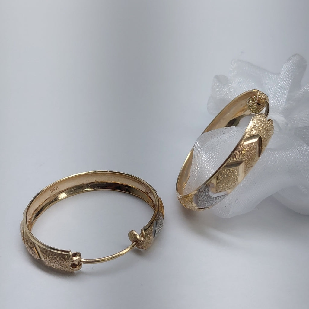 ARRACADAS PAR ORO COMBINADO 14 K 4.2 GRMS (SEMINUEVO)