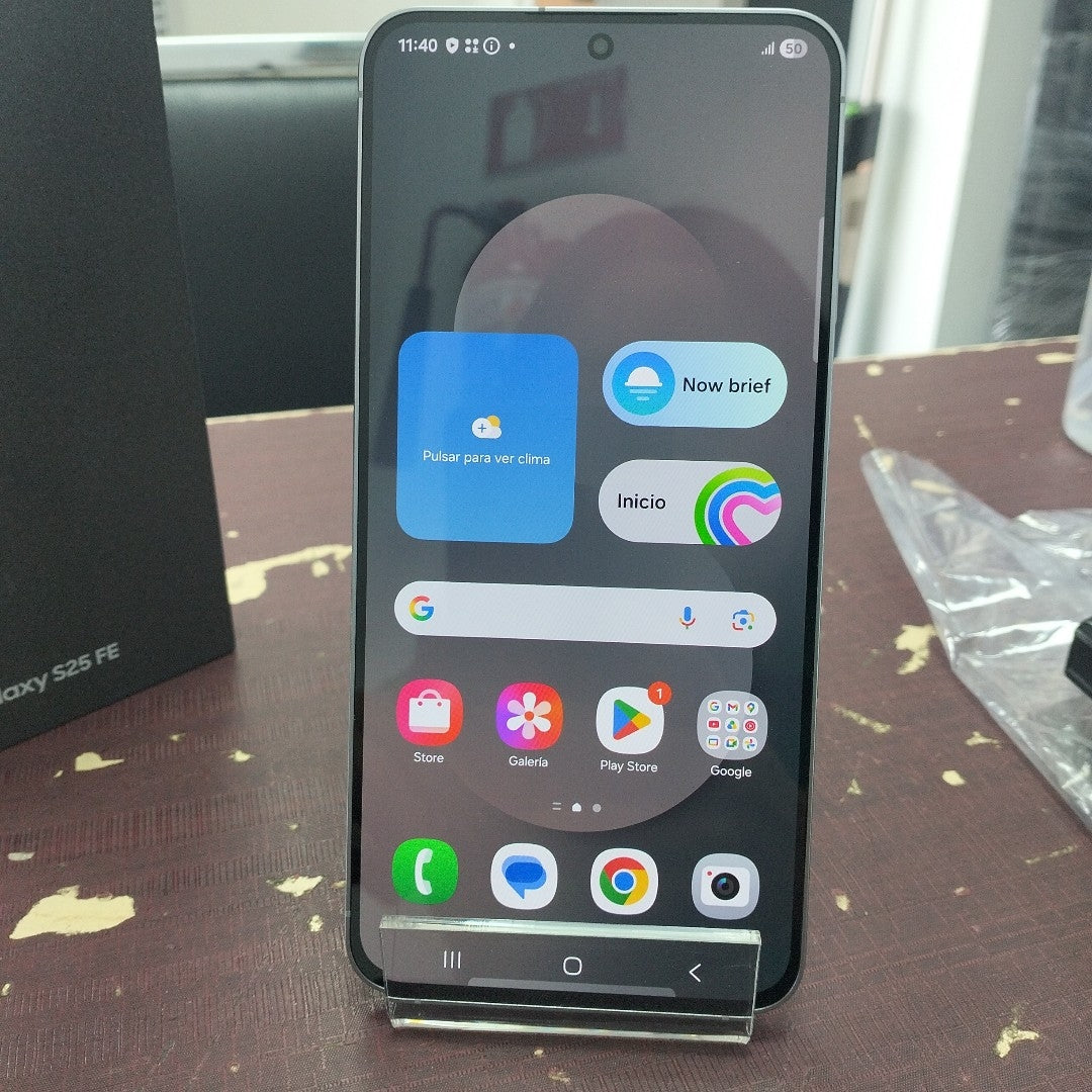 CELULAR SAMSUNG GALAXY S25 FE SM-S731B (2025) 128 GB 8 GB RAM (SEMINUEVO)