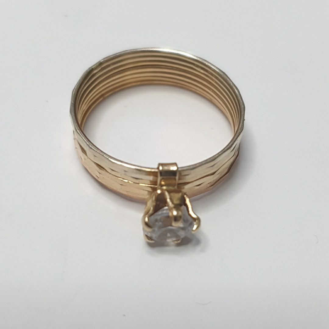ANILLITO, SOLITARIO ORO, ORO COMBINADO 10 K 2.8 GRMS (SEMINUEVO)
