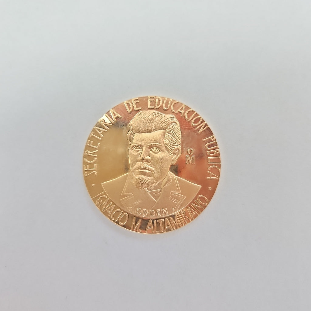 MEDALLA CONMEMORATIVA ORO 21 K 42 GRMS (SEMINUEVO)
