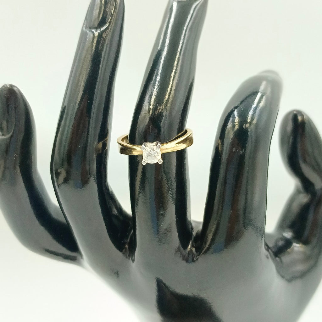 SOLITARIO ORO 14 K 2.9 GRMS (SEMINUEVO)