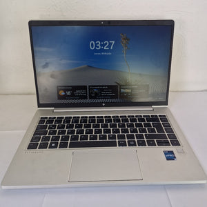 LAPTOP HP ELITEBOOK 640 G9 (2023) 256 GB SSD 16 GB RAM (SEMINUEVO)