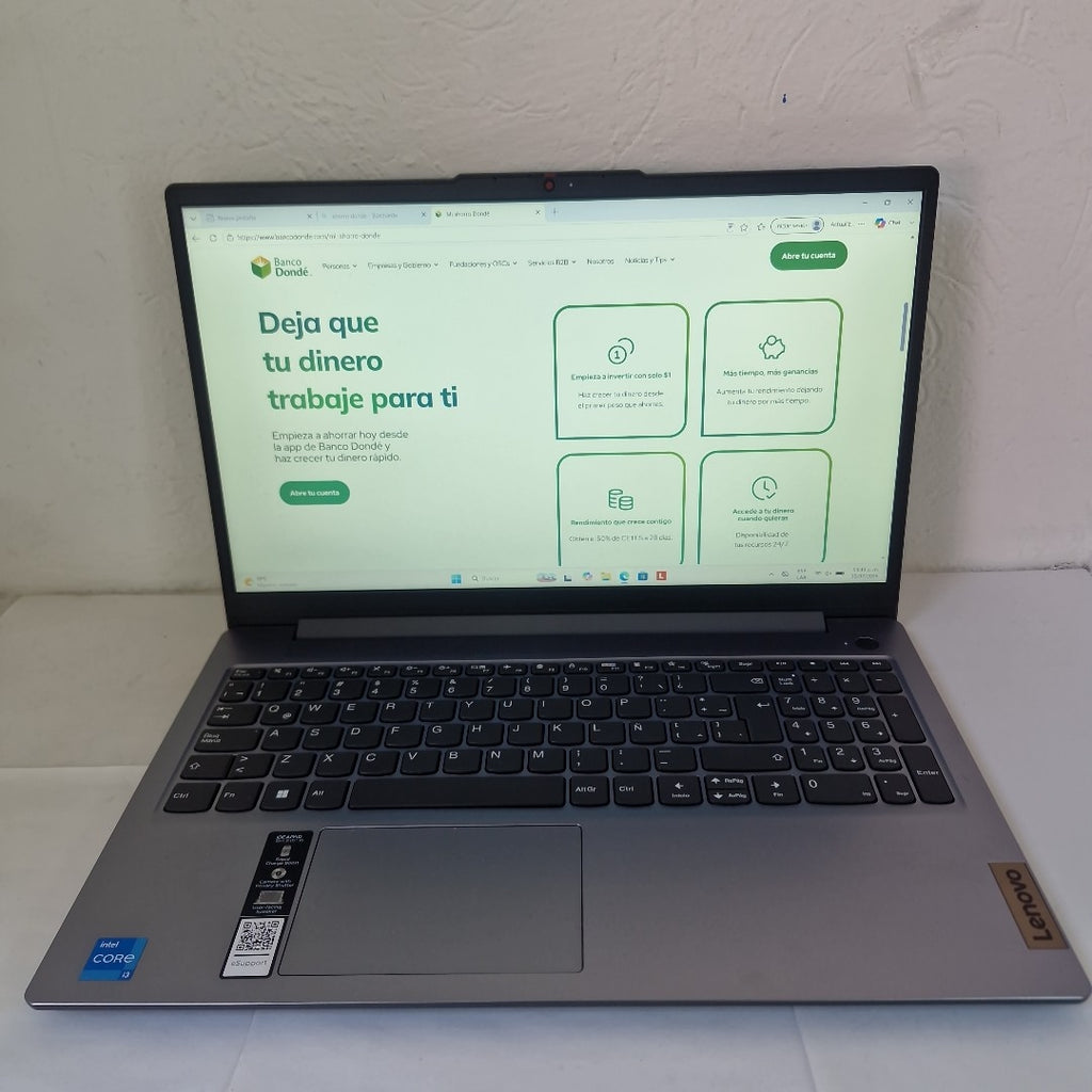 LAPTOP LENOVO IDEAPAD SLIM 3 15IRU8 (2025) 512 GB SSD 8 GB RAM (SEMINUEVO)