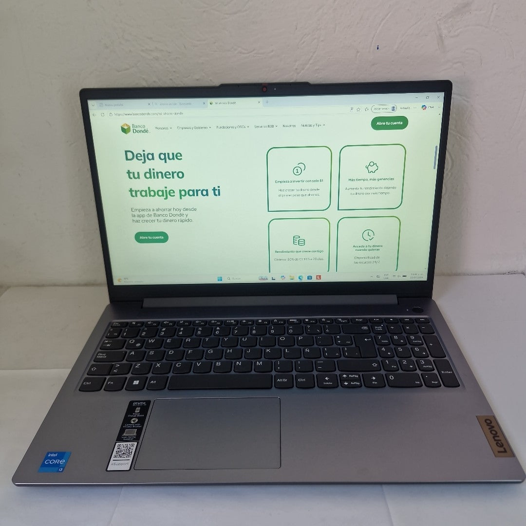 LAPTOP LENOVO IDEAPAD SLIM 3 15IRU8 (2025) 512 GB SSD 8 GB RAM (SEMINUEVO)